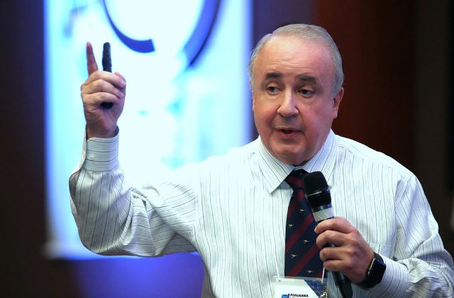 Como Vender mais pelo Linkedin com Márcio Miranda Como Vender mais pelo Linkedin com Márcio Miranda